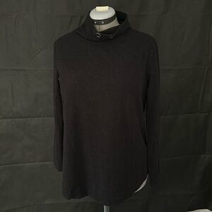 Ann Taylor black long sleeve sweater large